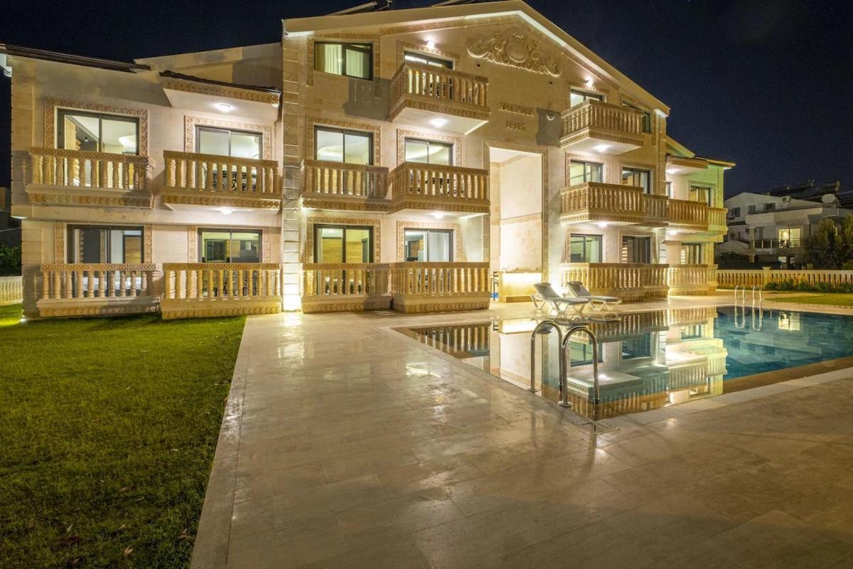Kalender Pansion Aparthotel Fethiye Exterior foto